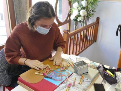 centre-denseignement-de-la-dentelle-du-Puy-en-Velay-Attractivite-14-400x300